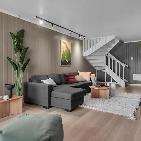 Pen Leilighet Sentralt I Apartment